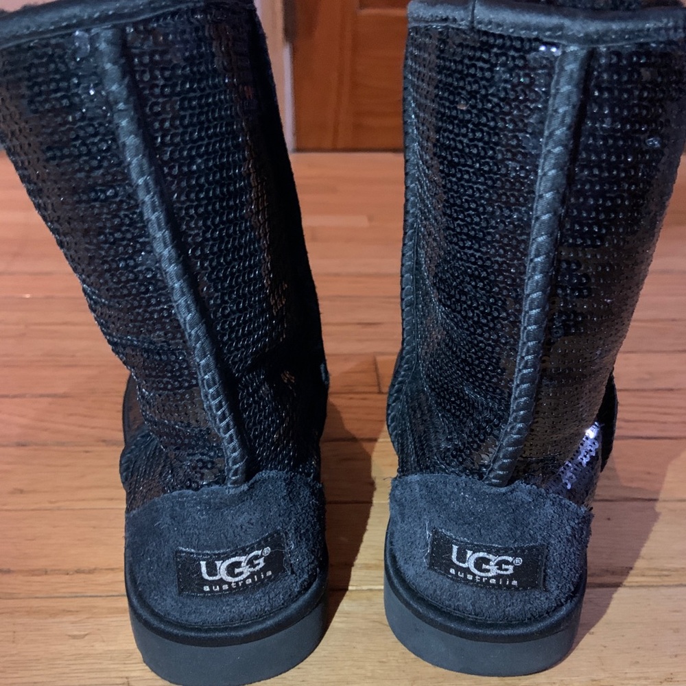 Black Sparkly Uggs